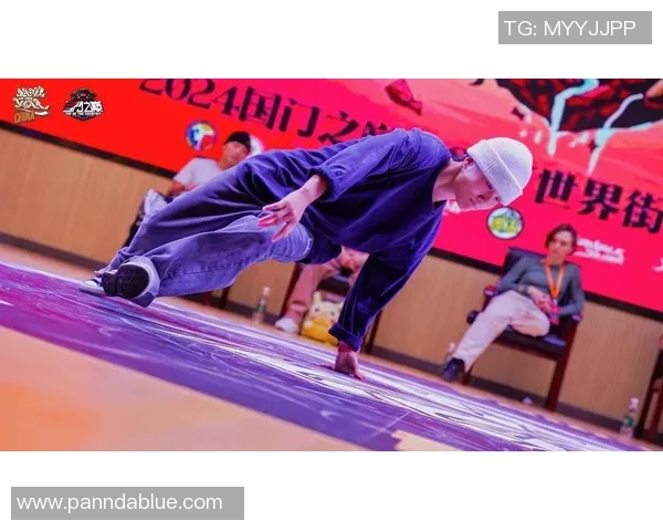 上海攀岩队在世界街舞大赛中以72分稳居积分榜首位